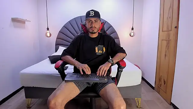 MatthewCullen's cam snapshot