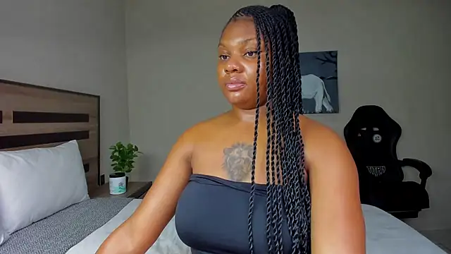 Renee-18's cam snapshot