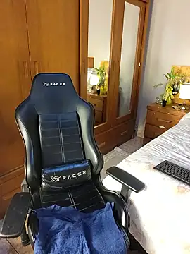 Pauletteph live sex cam