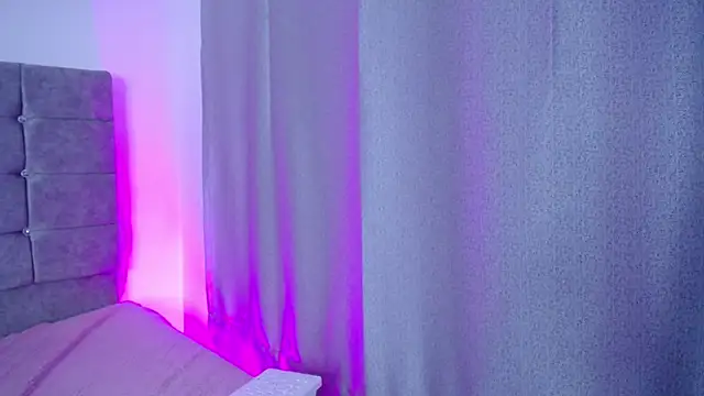 Valen_luxx's cam snapshot