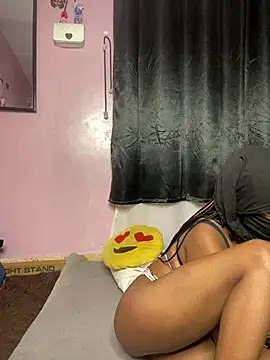 thakhiii3 live sex cam