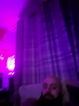 BigDonnyBig live sex cam