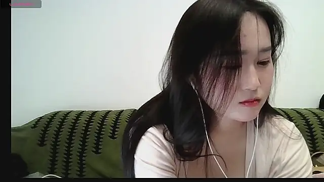 Belinda66 live sex cam