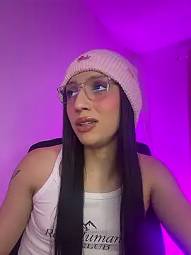 BabyLauritaa live sex cam