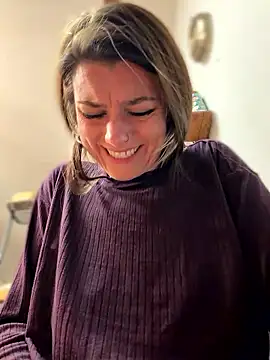 LadyLena1 live sex cam