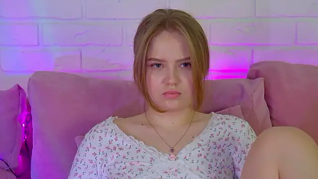 SelinSwarovski live sex cam