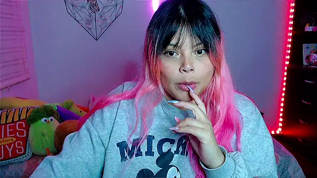 EllieMoonX live sex cam