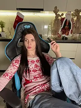 CurlyLara's cam snapshot