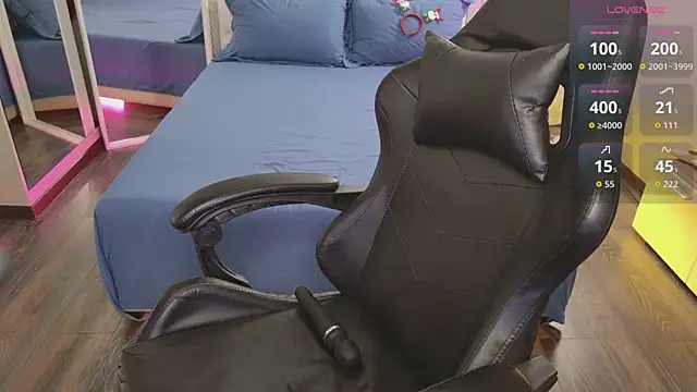 Alice_on_fire's cam snapshot