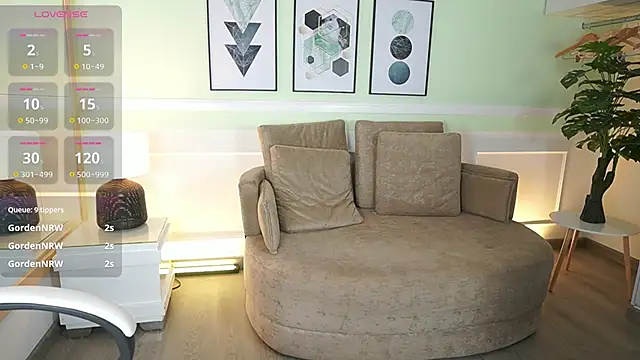 EmilyTurneer's cam snapshot