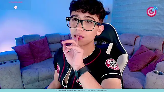 Niico_Cruz live sex cam