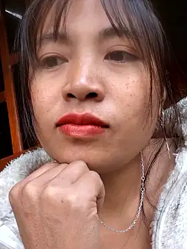 miumiu_sexy2x's cam snapshot