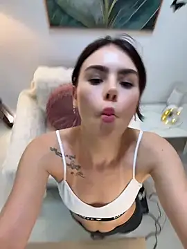 ChloeeCoxx's cam snapshot