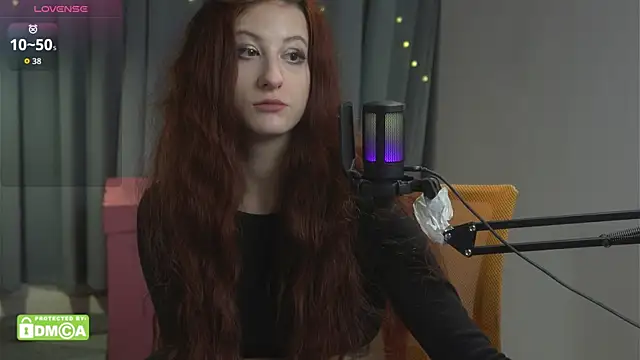 caty_cuddly live sex cam