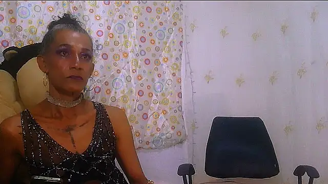 Lobaveterana_sex live sex cam