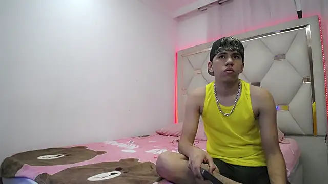 Big_boyss_ live sex cam