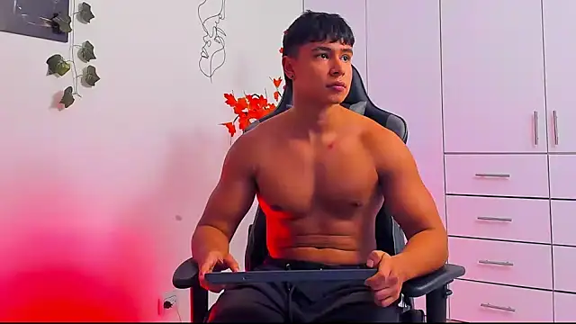 Bray_Kevin live sex cam