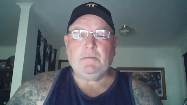 KINKYBLUEYES69's cam snapshot