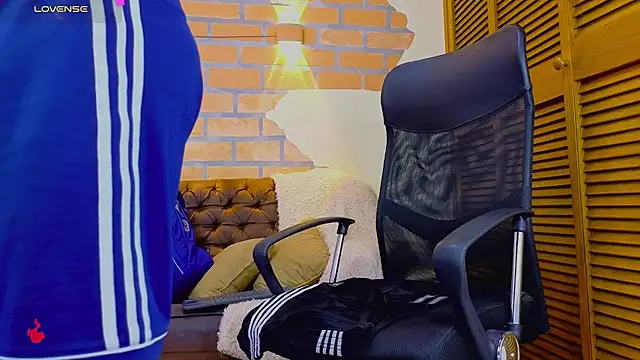 Dylanstonne live sex cam