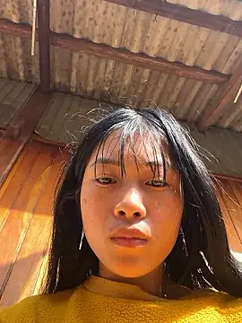 LyLyX09 live sex cam