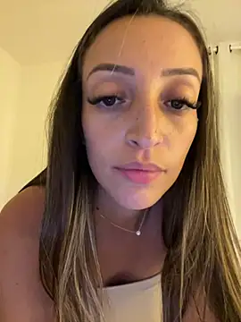 BelleLouiseVp live sex cam