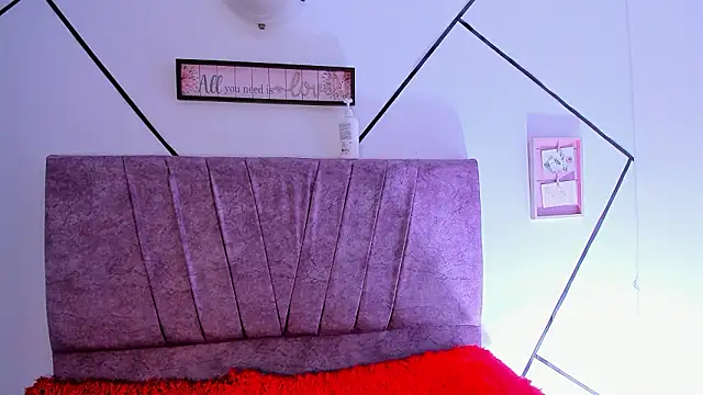 Victoriaa_Anderson's cam snapshot