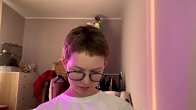 makeyousense's cam snapshot