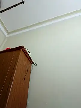 Lyly-68688's cam snapshot