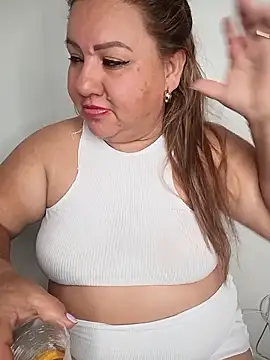 HORNY_MATURE25's cam snapshot