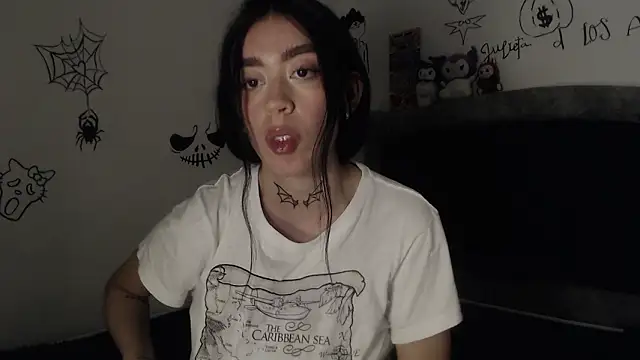 Julieta_De_Los_Angeles's cam snapshot