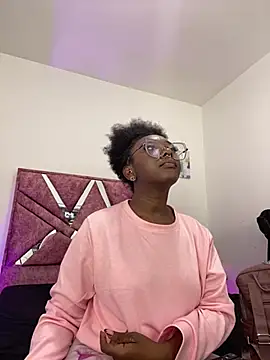 ZahhyGrey live sex cam