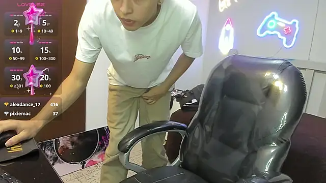 StiwenTwink's cam snapshot