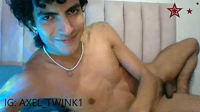 axel_love13's cam snapshot