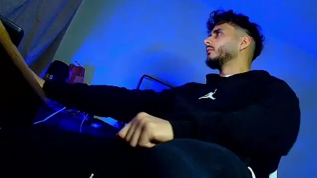 XanderCage99 live sex cam