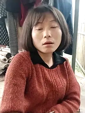 linda_bae00 live sex cam