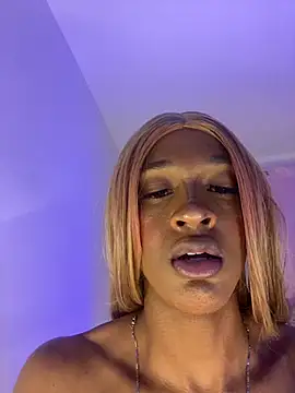 Mia_royal live sex cam