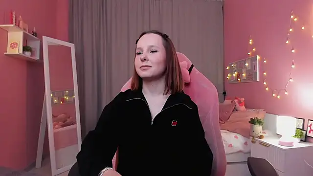 Haya_Harareet's cam snapshot