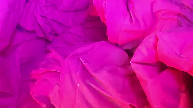 gurlnips live sex cam