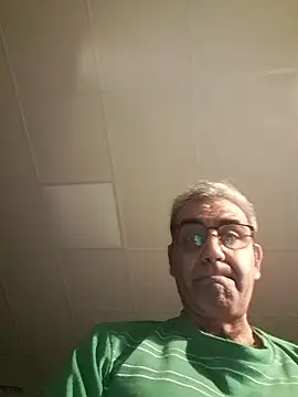 delfi6's cam snapshot