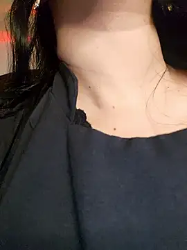 BustyVampyre live sex cam