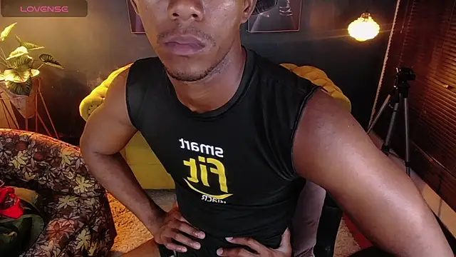 blackbignude's cam snapshot