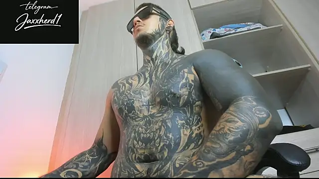 JAXXXONHERD live sex cam