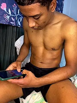 liam_Brooks9 live sex cam