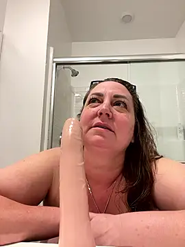 Chubby-Kat50 live sex cam