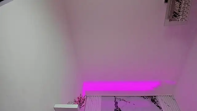 TyagoRoberts_'s cam snapshot