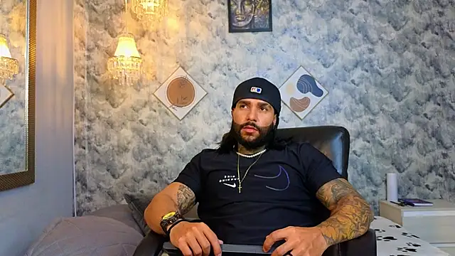 Apolo_rousse1 live sex cam