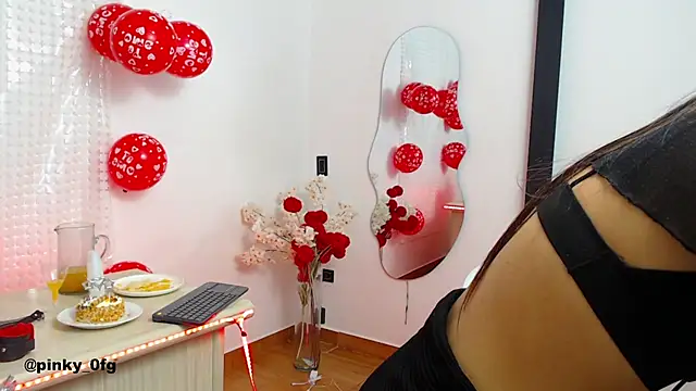 pinky_f00x's cam snapshot