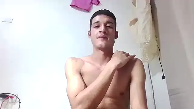 am_cvo1824's cam snapshot