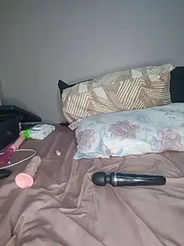 Su_Duarte_1's cam snapshot