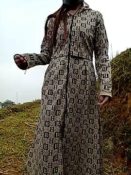 hoahong2 live sex cam